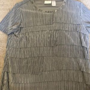 Alfred Dunner M Grey Dressy blouse sparkles!